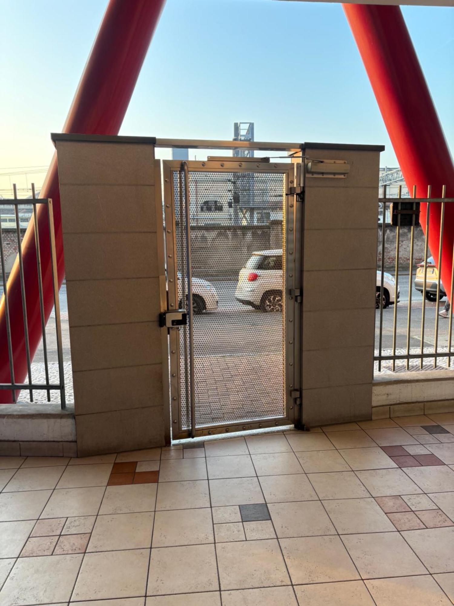 Spazio Breda - Free Garage - M1 Subway Milano
