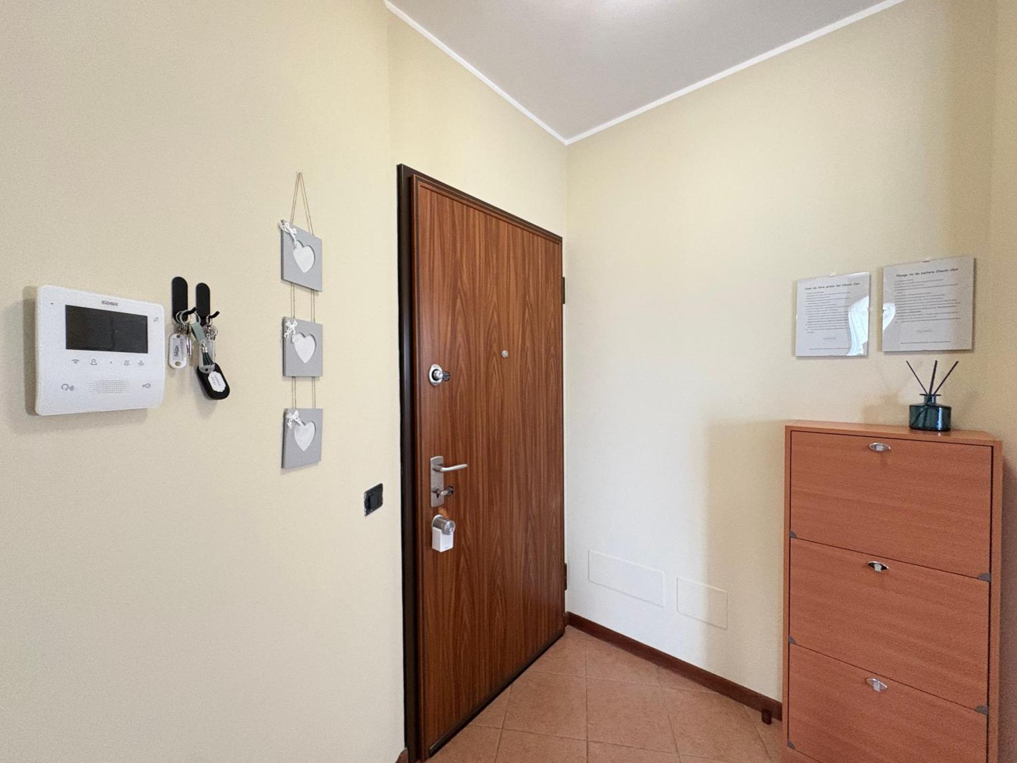 Spazio Breda - Free Garage, Metro M1, Balcony Apartment Milan