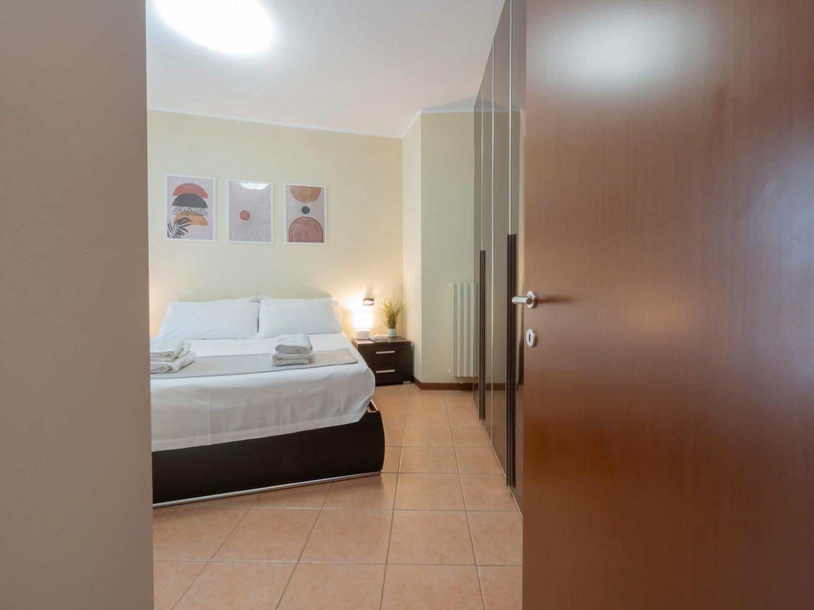 Spazio Breda - Free Garage, Metro M1, Balcony Apartment Milan