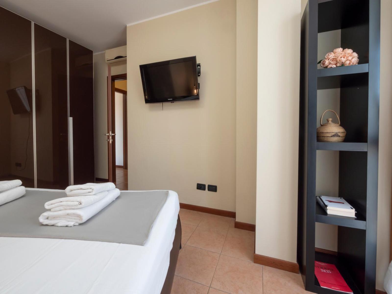 Apartment Spazio Breda - Free Garage, Metro M1, Balcony Milan